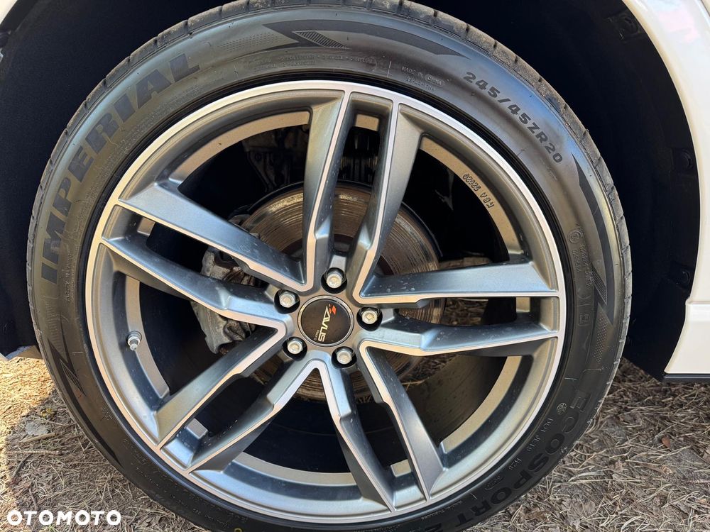 Ford Kuga 2.5P PHEV FWD Vignale - 28