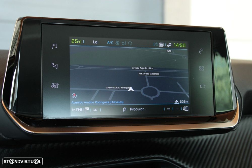 Peugeot e-208 50 kWh Allure - 31