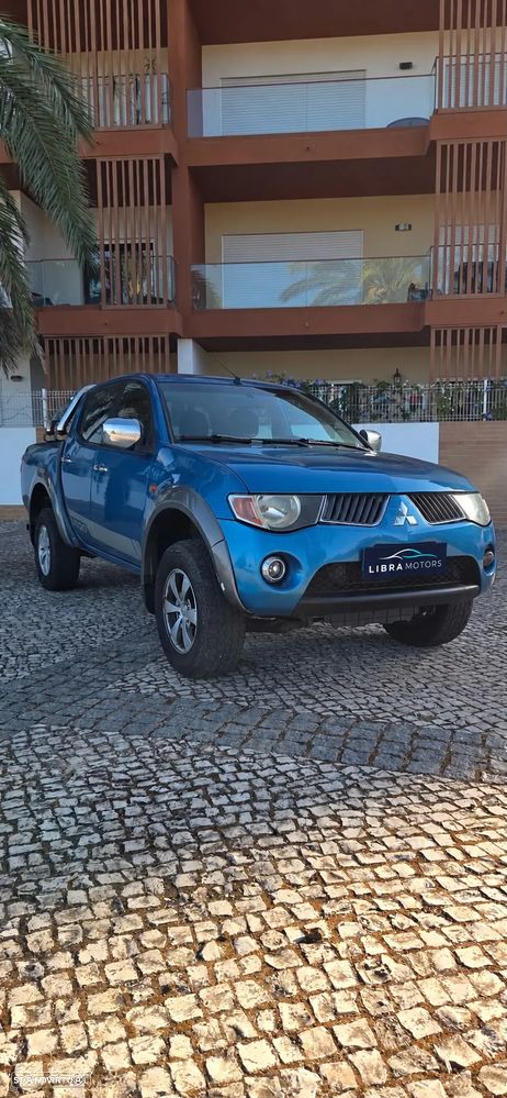 Mitsubishi L200 Pick Up 4x4 Intense Cabine Dupla - 14