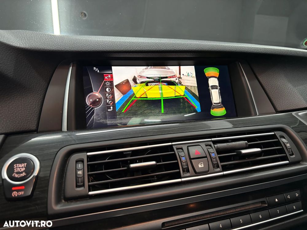 BMW Seria 5 525d xDrive Aut. Luxury Line - 35