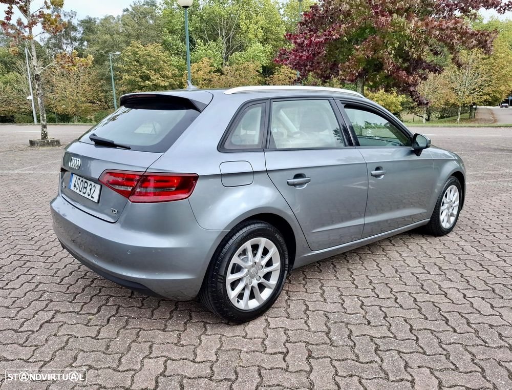 Audi A3 Sportback 2.0 TDI Attraction - 6