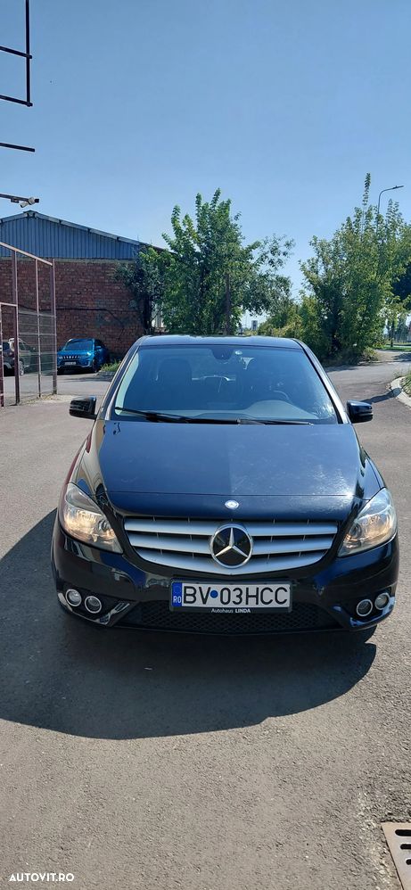 Mercedes-Benz B 180 - 2
