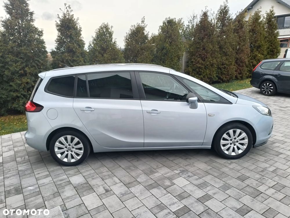 Opel Zafira - 14