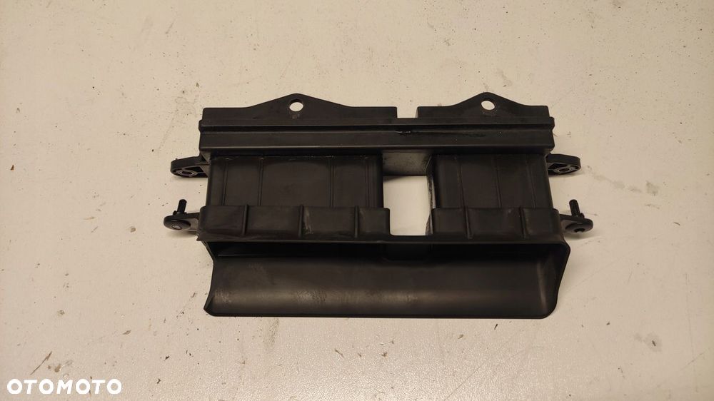WLOT ŁAPACZ POWIETRZA KIEROWNICA POWIETRZA HYUNDAI TUCSON II 28220-D3000 - 1