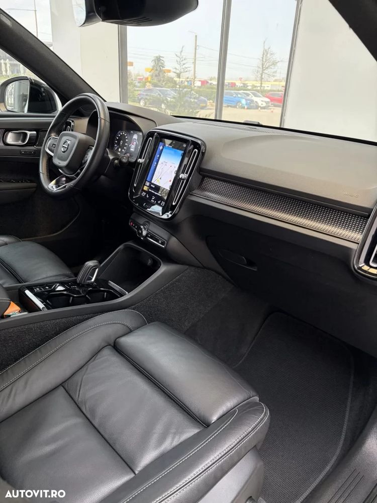 Volvo XC 40 - 11