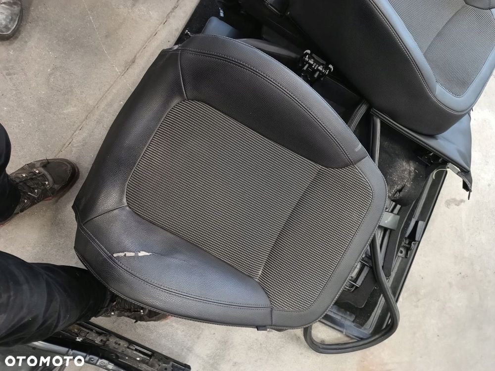 OPEL ASTRA J IV MATA GRZEWCZA FOTELA PRZEDNIEGO OPARCIE LEWA PRAWA - 1