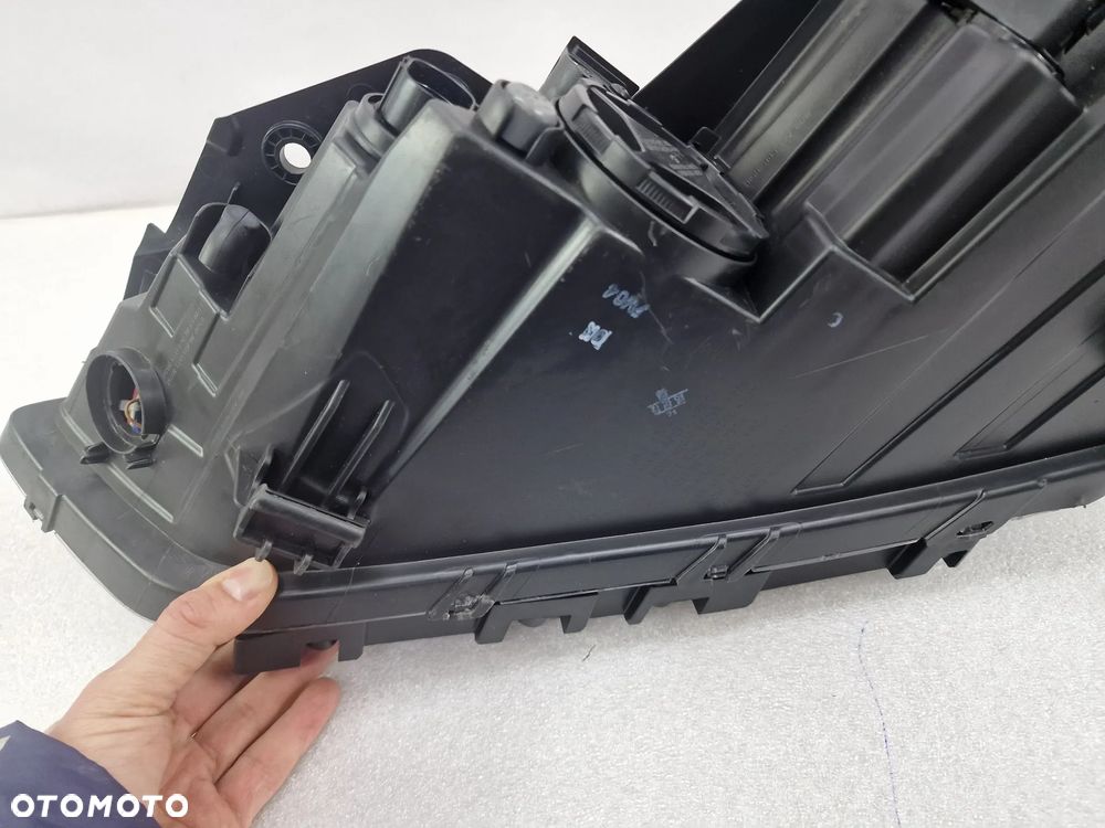 HYUNDAI IONIQ 16- PRAWA LAMPA PRZEDNIA PRZÓD FULL LED , NR 92102-G7 , NR AUKCJI LA525 - 15