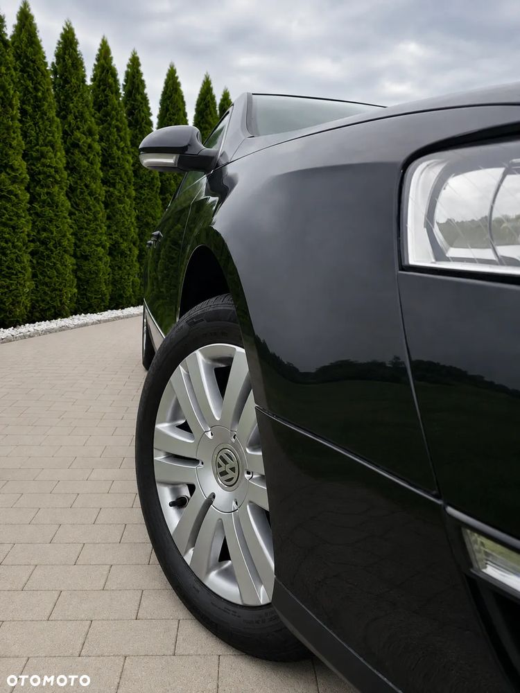 Volkswagen Passat 1.8 TSI Individual - 13