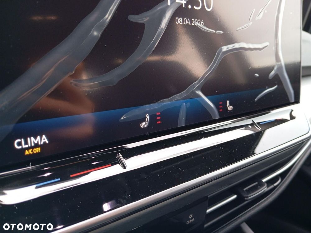 Volkswagen Golf - 10