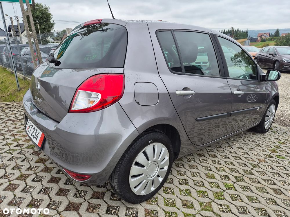 Renault Clio 1.2 16V 75 Dynamique - 8
