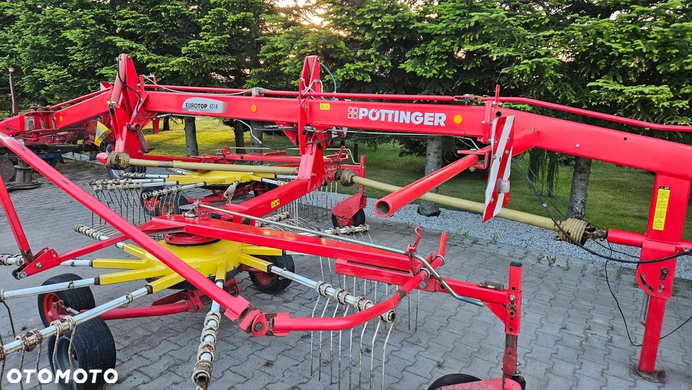 Pottinger EuroTop 651A Multitast Zgrabiarka karuzelowa Stoll R 1400 S - 8