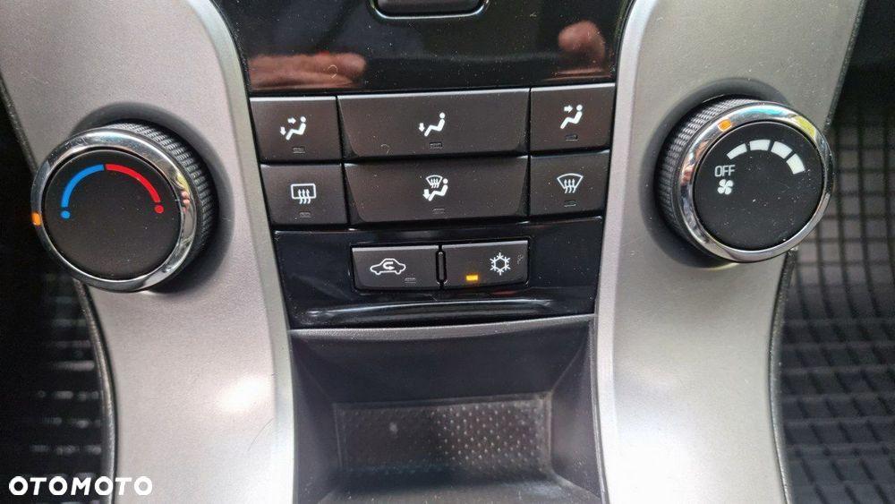 Chevrolet Cruze - 15