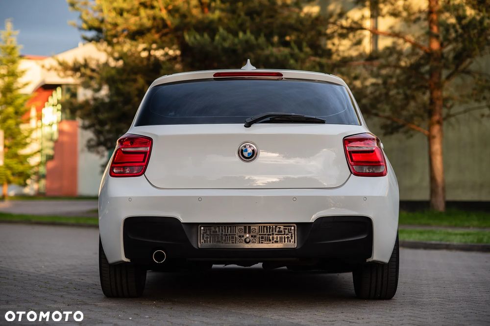 BMW Seria 1 116i - 10