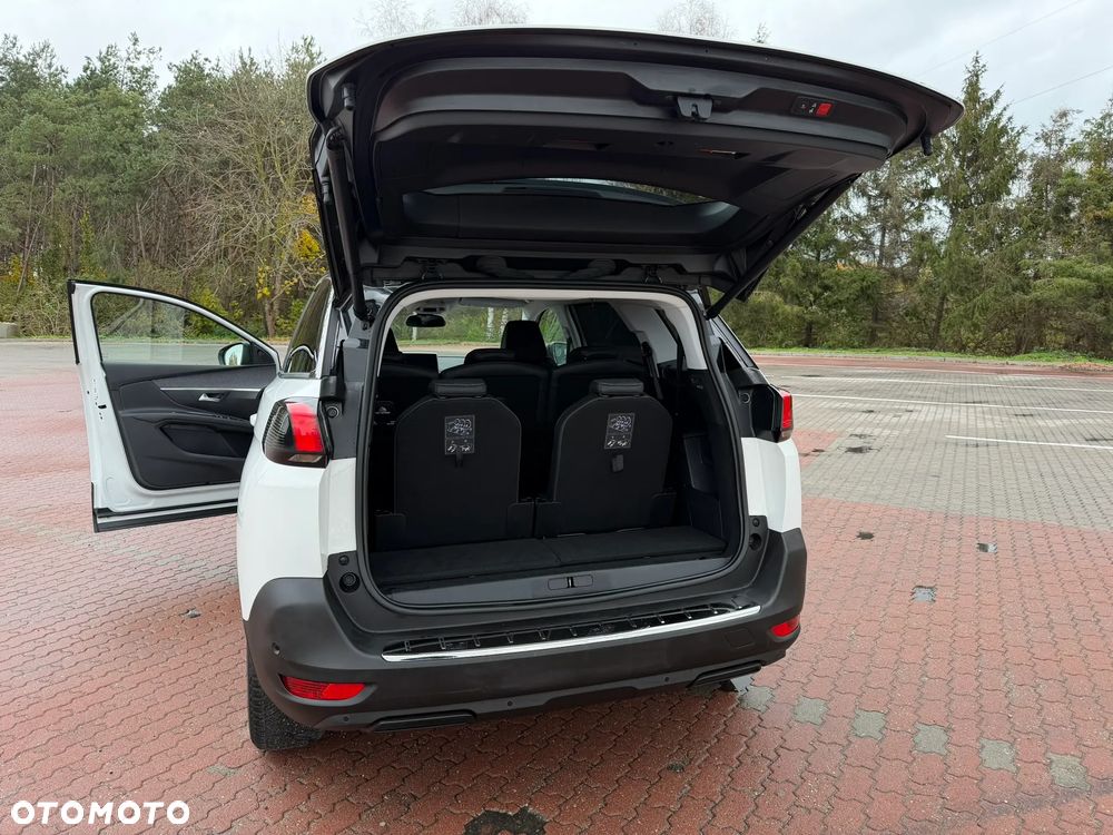 Peugeot 5008 2.0 BlueHDi Allure 7os - 24