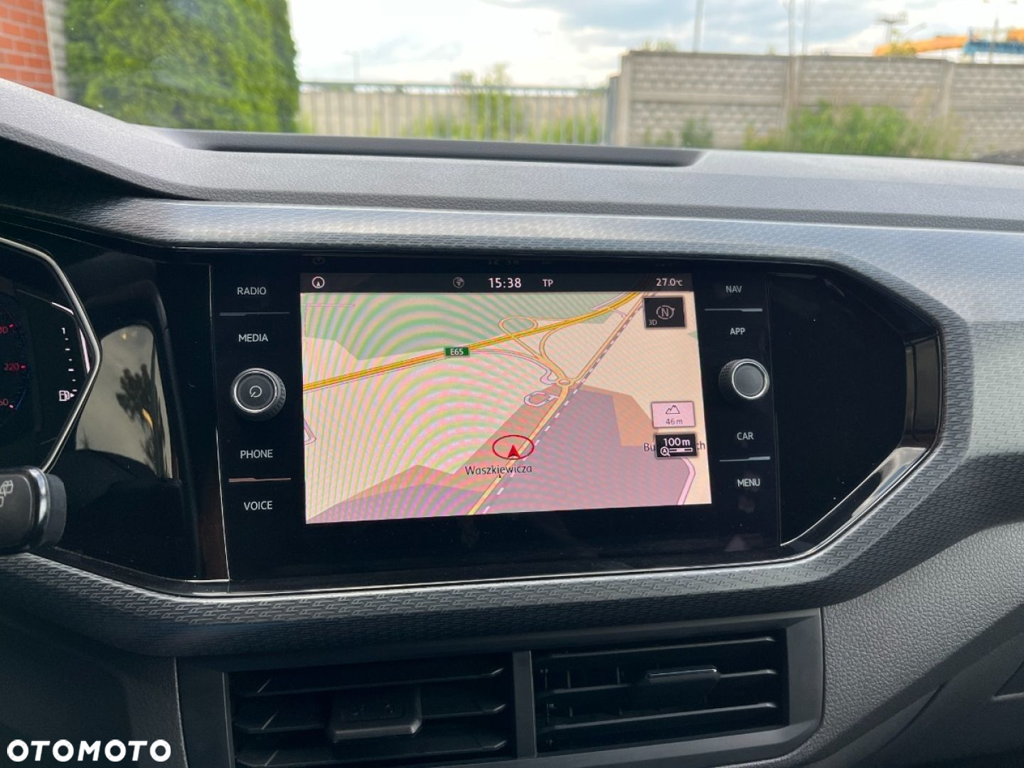 Volkswagen T-Cross 1.0 TSI R-Line DSG - 11