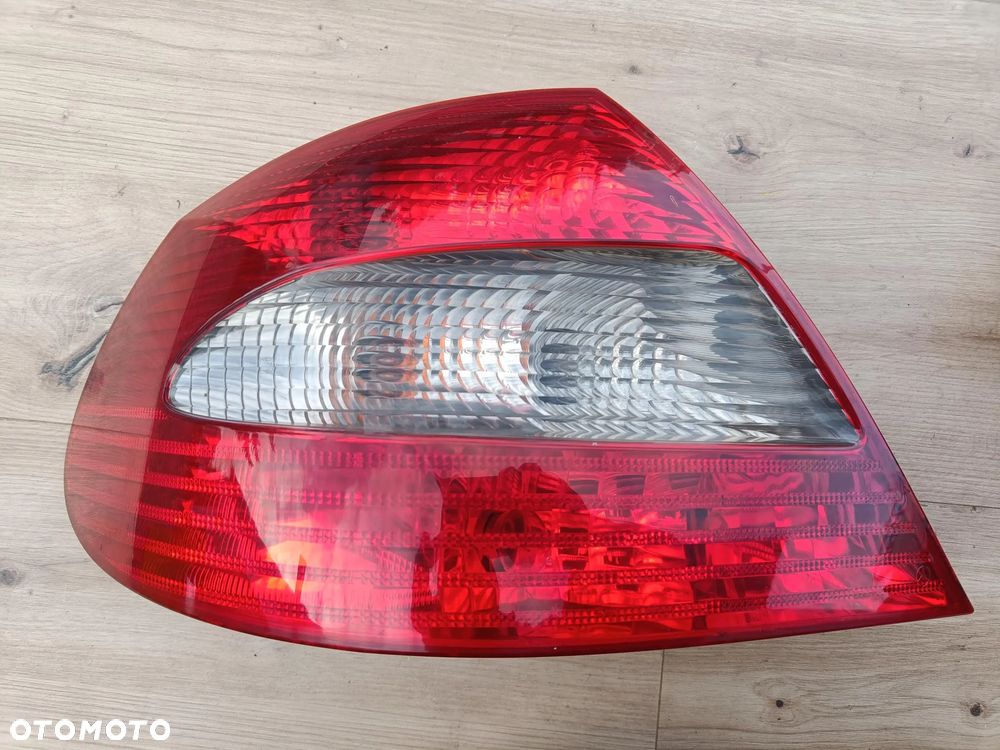 MERCEDES W209 CLK LIFT LAMPA TYL TYLNA LEWA PRAWA ORGINAŁ - 2