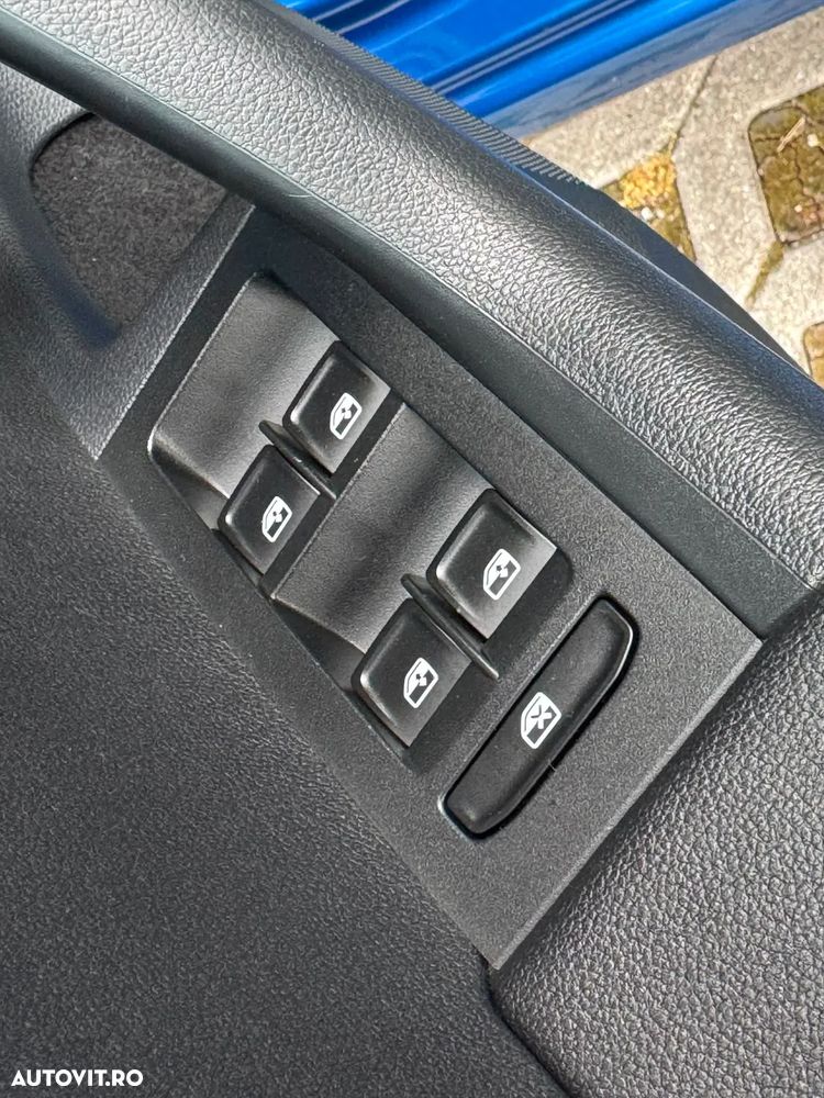 Skoda Octavia 1.6 TDI DSG Style - 23