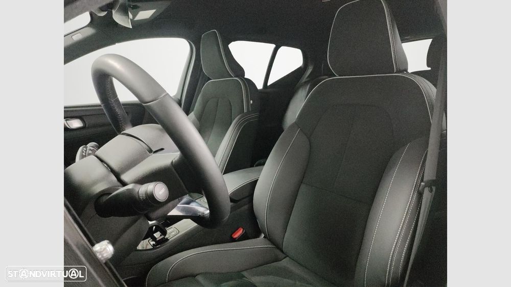 Volvo EX 40 70 kWh Single Motor Core — fotografia 11