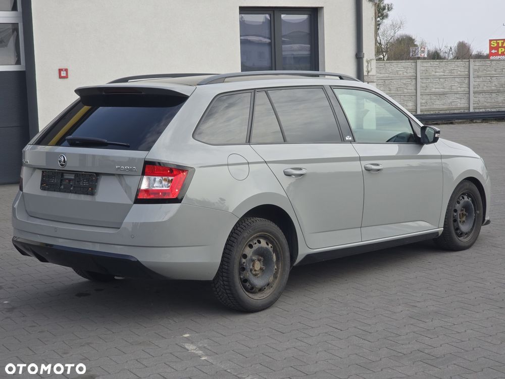 Skoda Fabia 1.0 TSI DSG Monte Carlo - 7