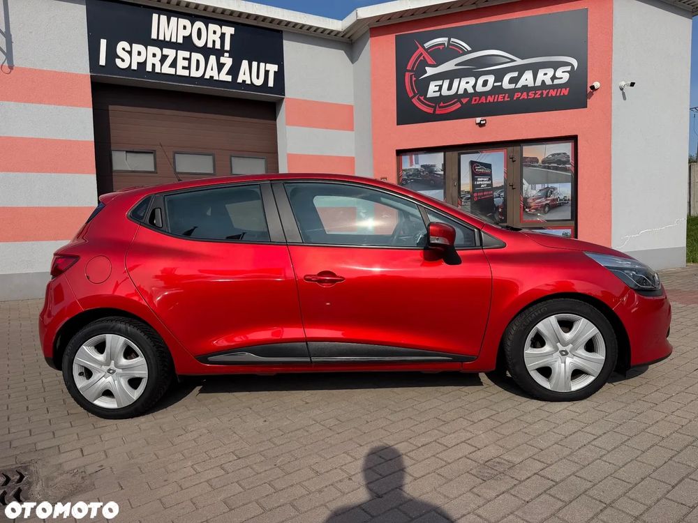 Renault Clio 1.2 16V 75 Life - 6