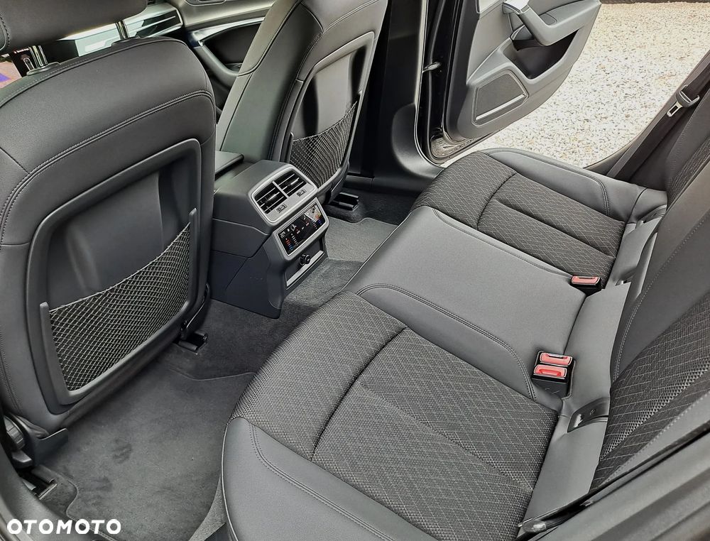 Audi A6 Avant 40 TDI S tronic S line - 18