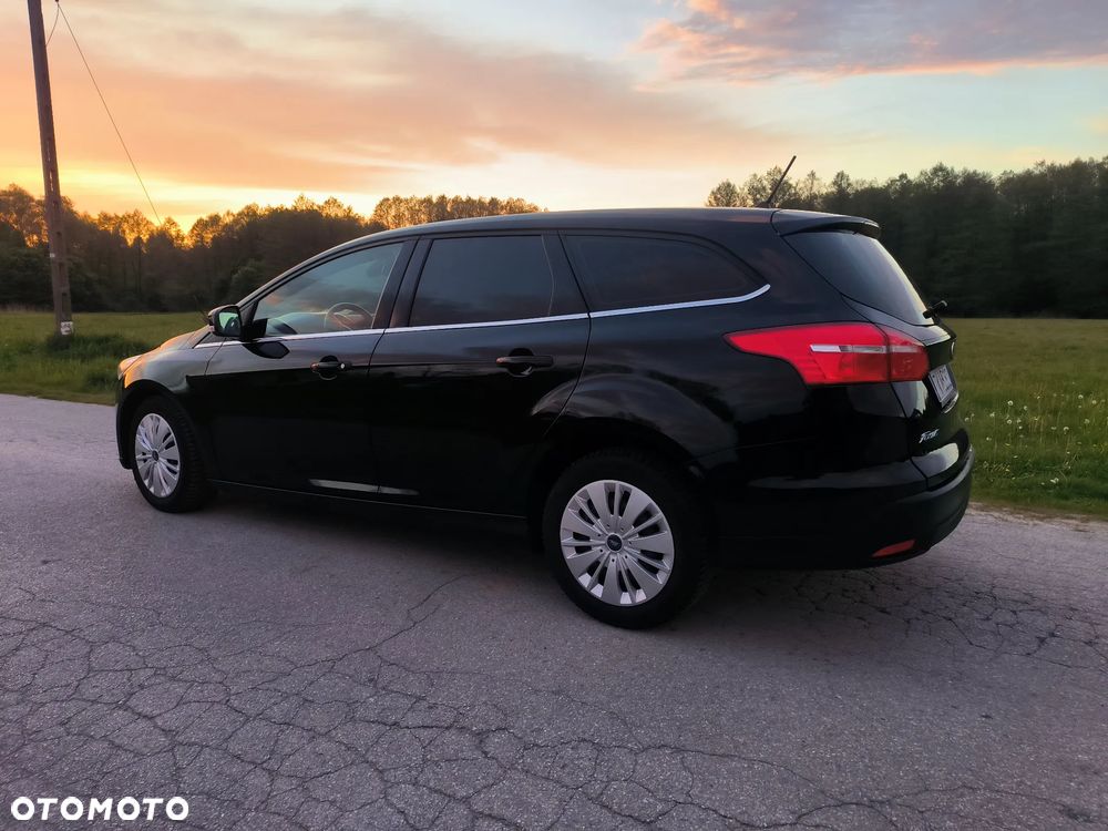 Ford Focus - 10