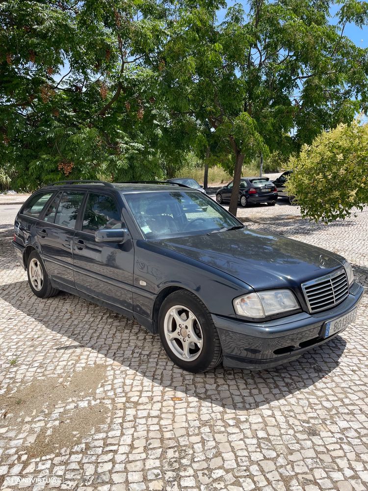 Mercedes-Benz C 220 - 4