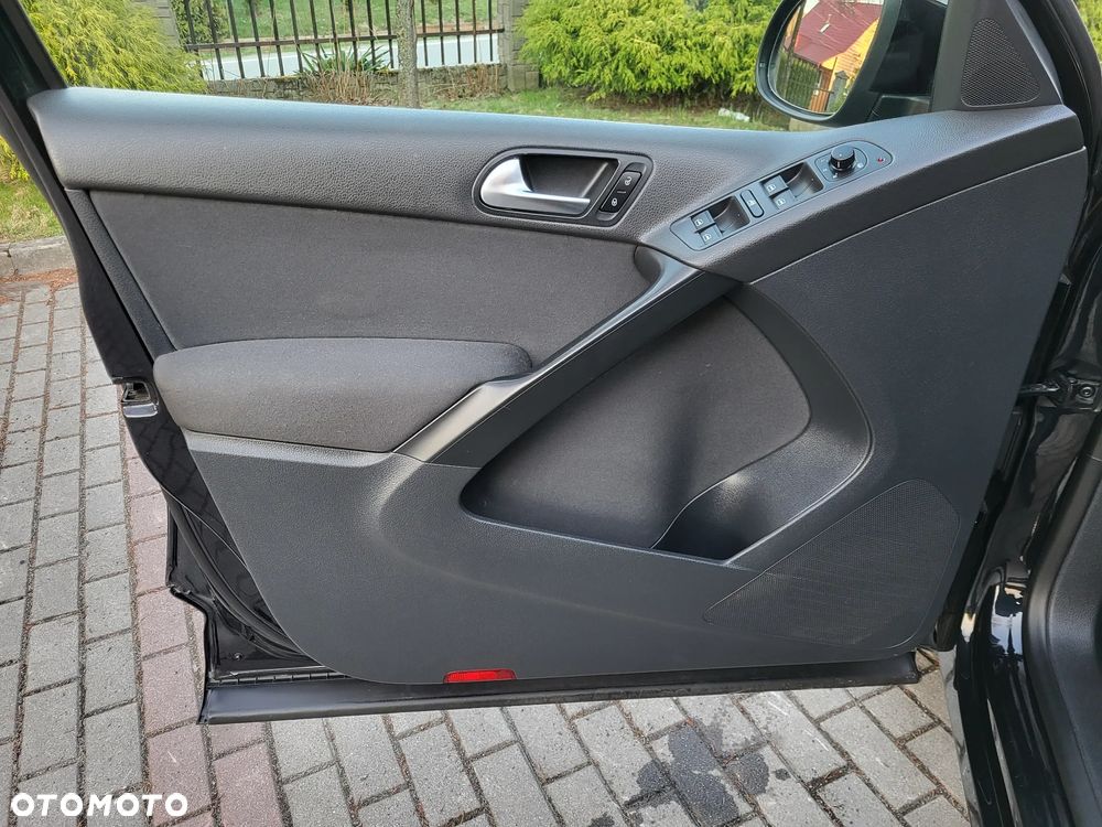 Volkswagen Tiguan - 28