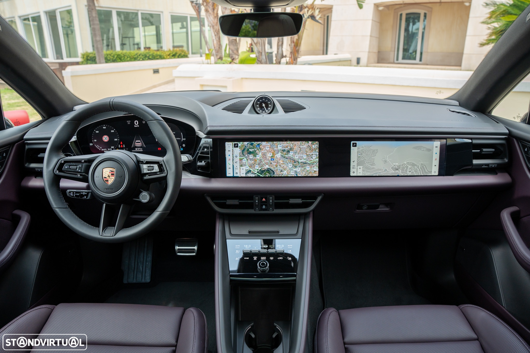 Porsche Macan Electric 4 - 19