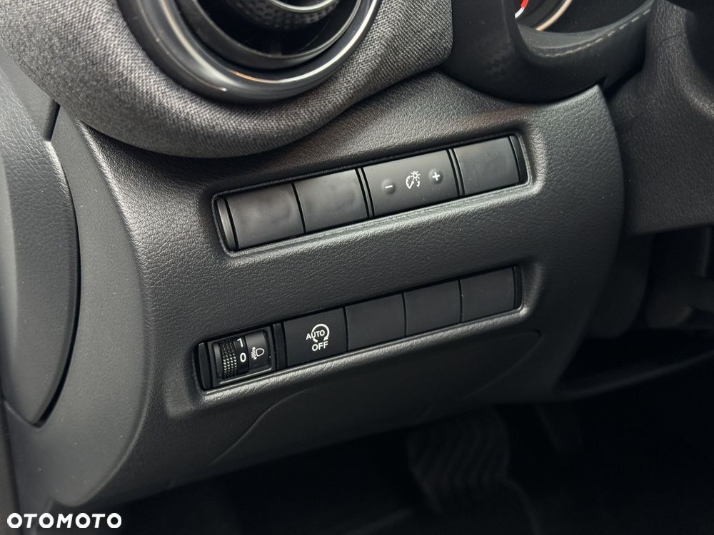 Nissan Juke 1.0 DIG-T Acenta DCT - 22