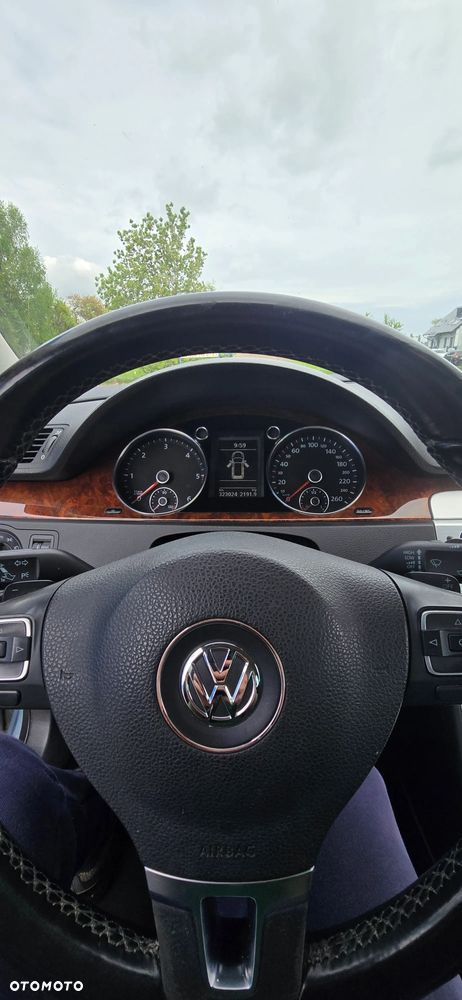 Volkswagen Passat 2.0 TDI DPF Comfortline DSG - 10