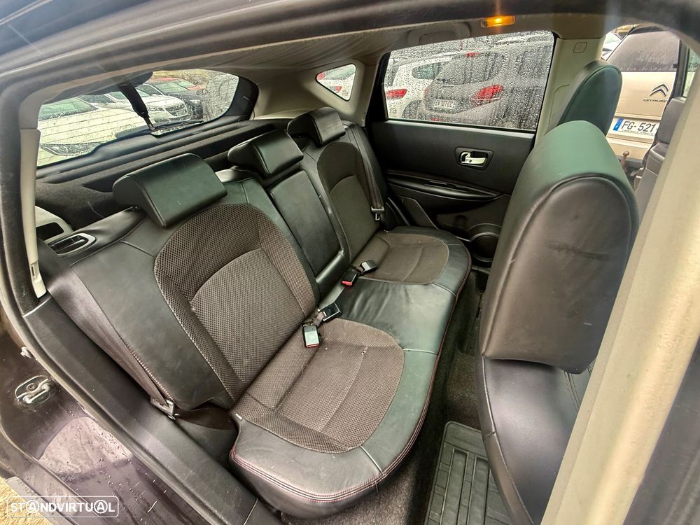 Nissan Qashqai 2.0 dCi Tekna Sport 18 - 27