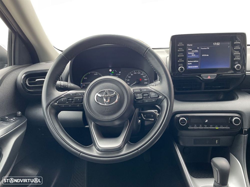 Toyota Yaris - 10