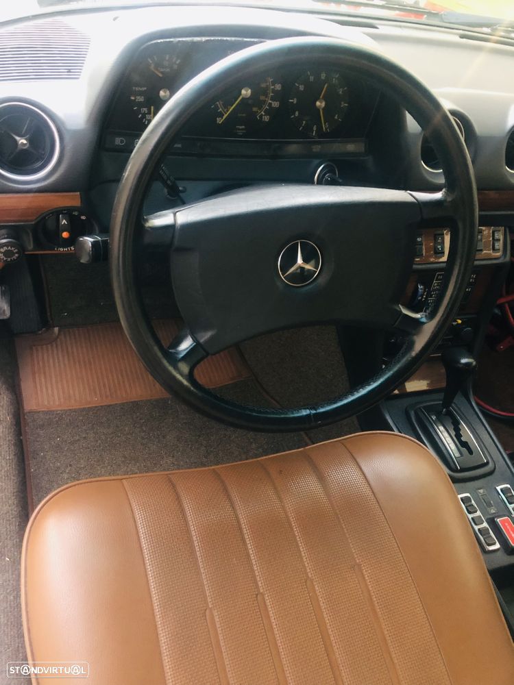 Mercedes-Benz 300 - 24