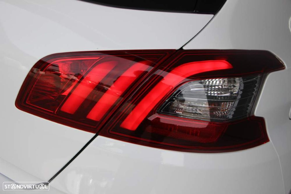 Peugeot 308 1.5 BlueHDi Business Line - 4