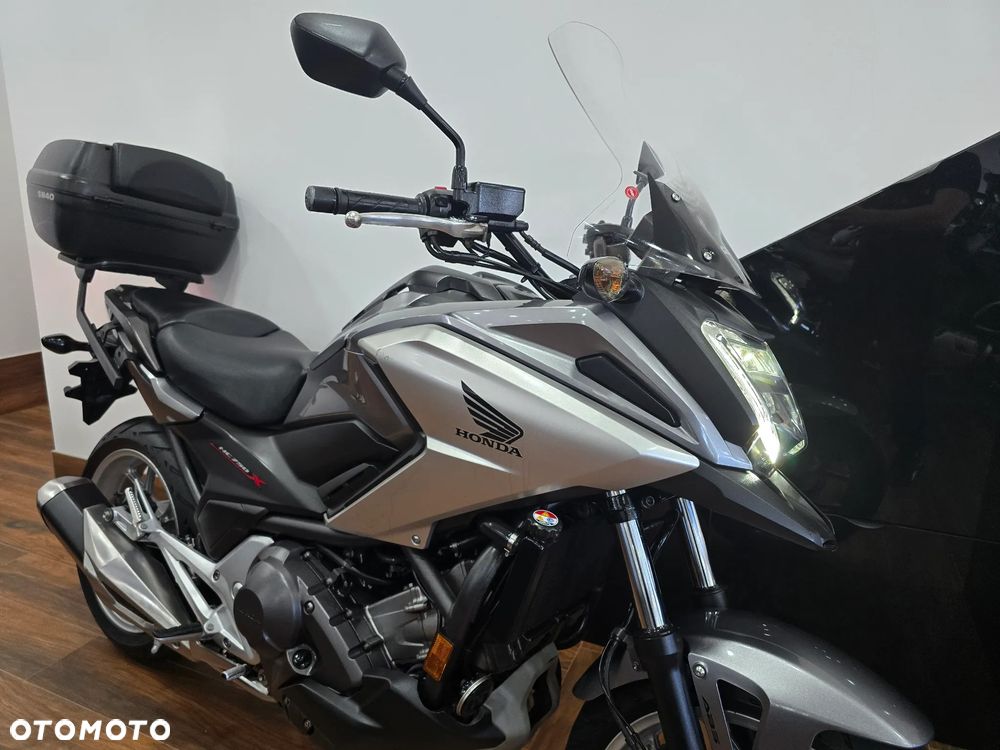 Honda NC - 40