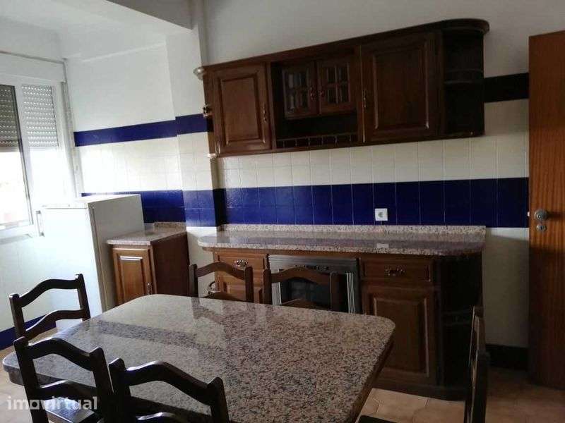 Apartamento Espaçoso - Santa Iria - Grande imagem: 2/12
