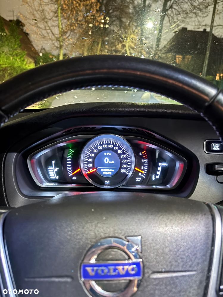 Volvo V40 D2 Powershift - 13