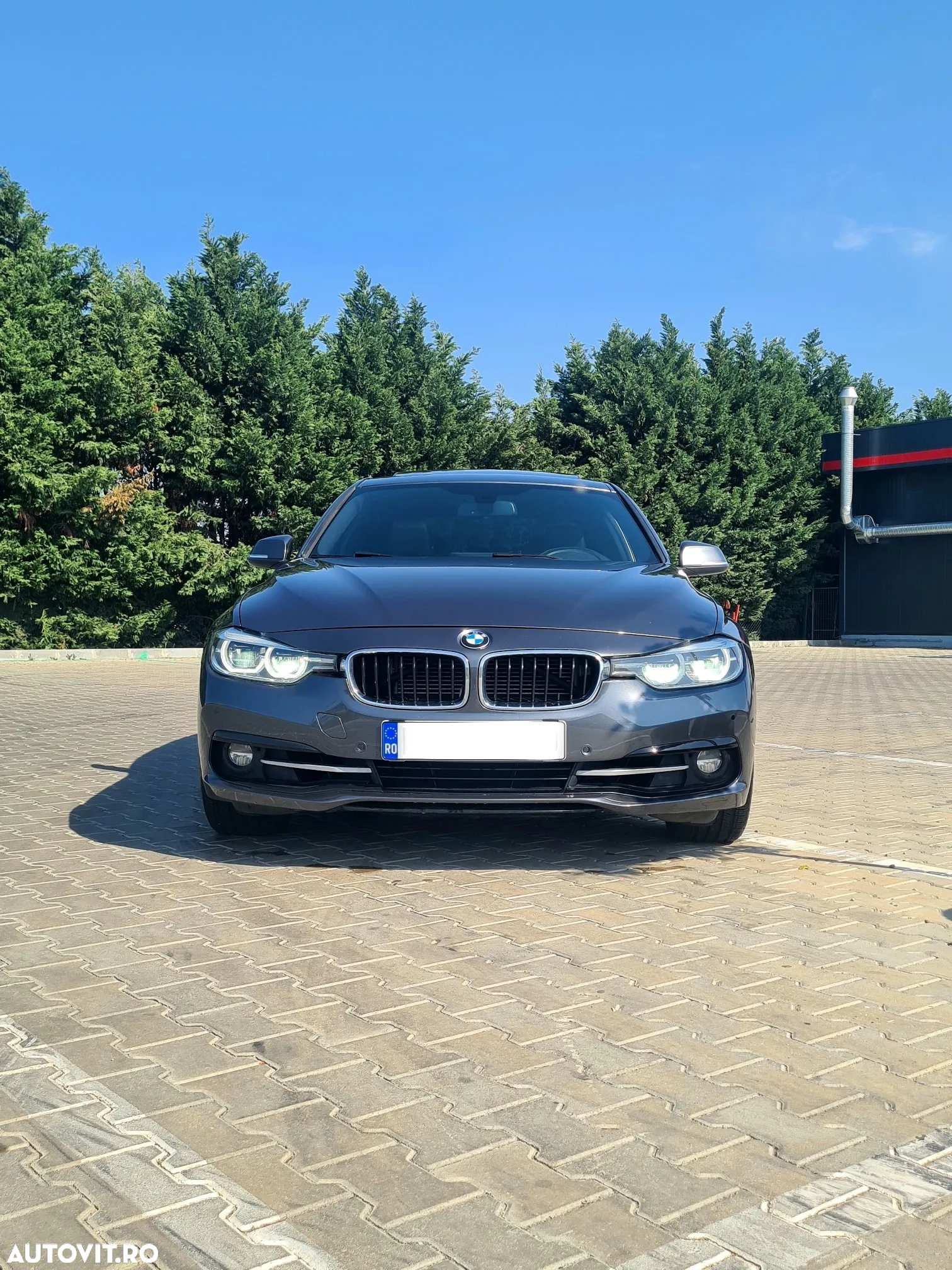 BMW Seria 3 330e Aut. Sport Line - 2