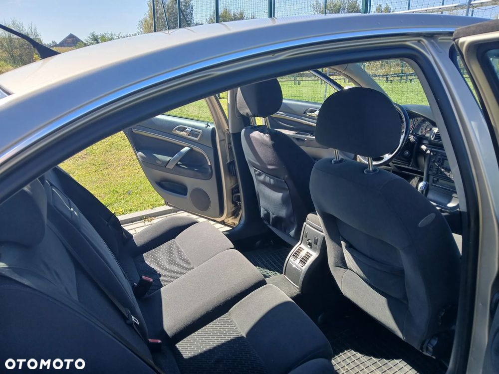 Skoda Superb - 4