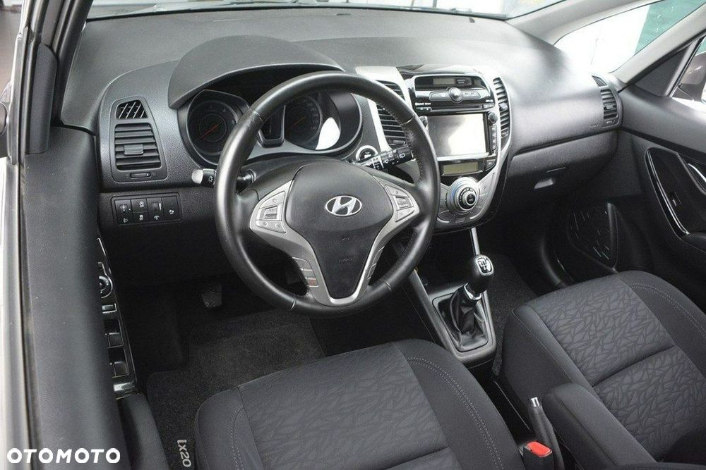 Hyundai ix20 1.4 CRDi blue Style - 16