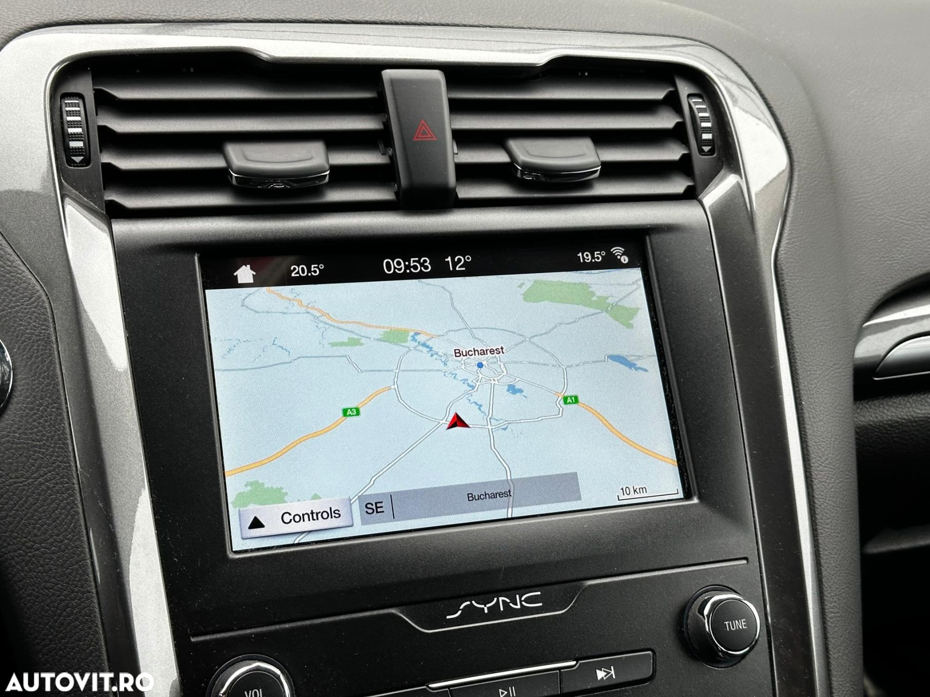 Ford Mondeo - 12