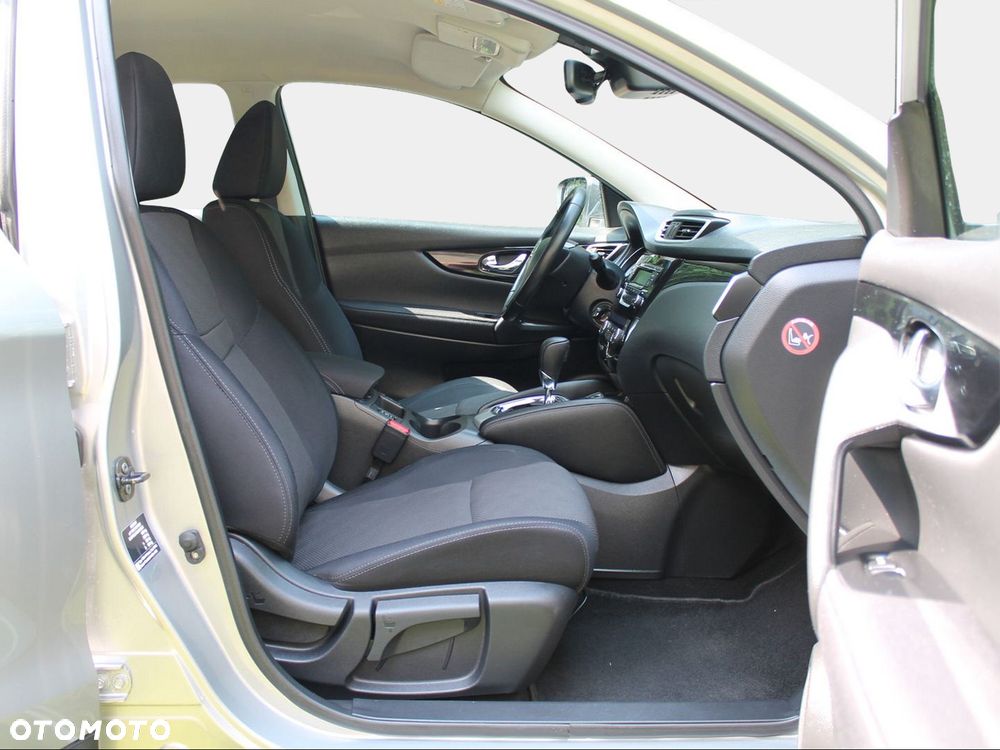 Nissan Qashqai 1.2 DIG-T N-Vision Xtronic EU6 - 5