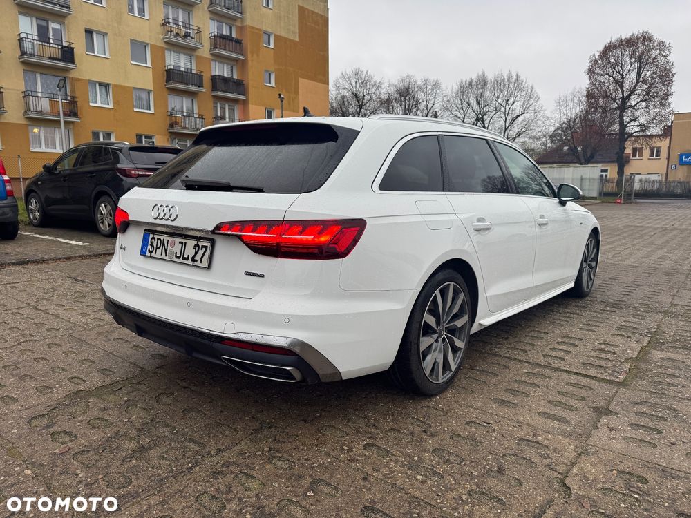 Audi A4 Avant 40 TDI quattro S tronic S line - 14