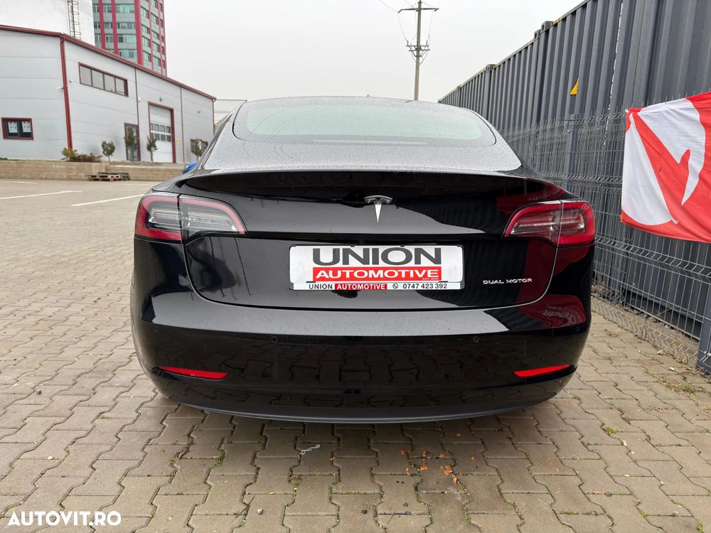 Tesla Model 3 Langstreckenbatterie Allradantrieb Dual Motor - 5