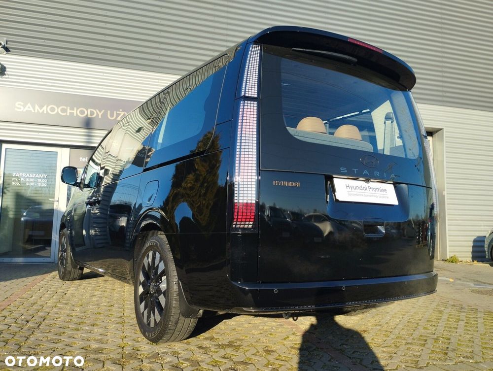 Hyundai Staria 1.6 T-GDI HEV Luxury - 26