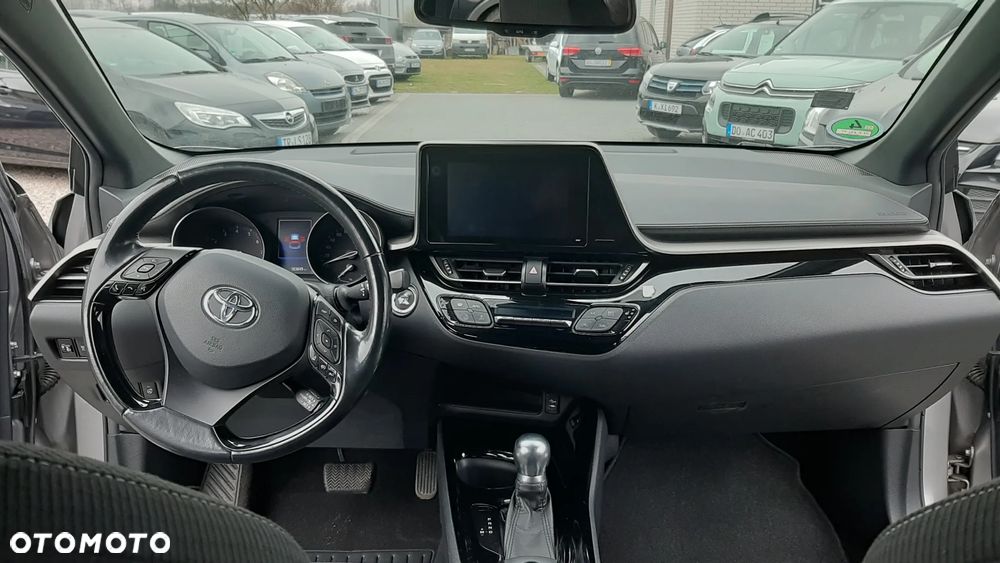 Toyota C-HR - 14