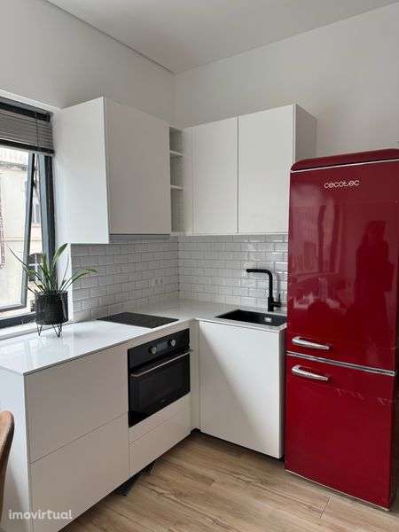 T1 remodelado e luminoso na Baixa de Coimbra - Grande imagem: 5/11