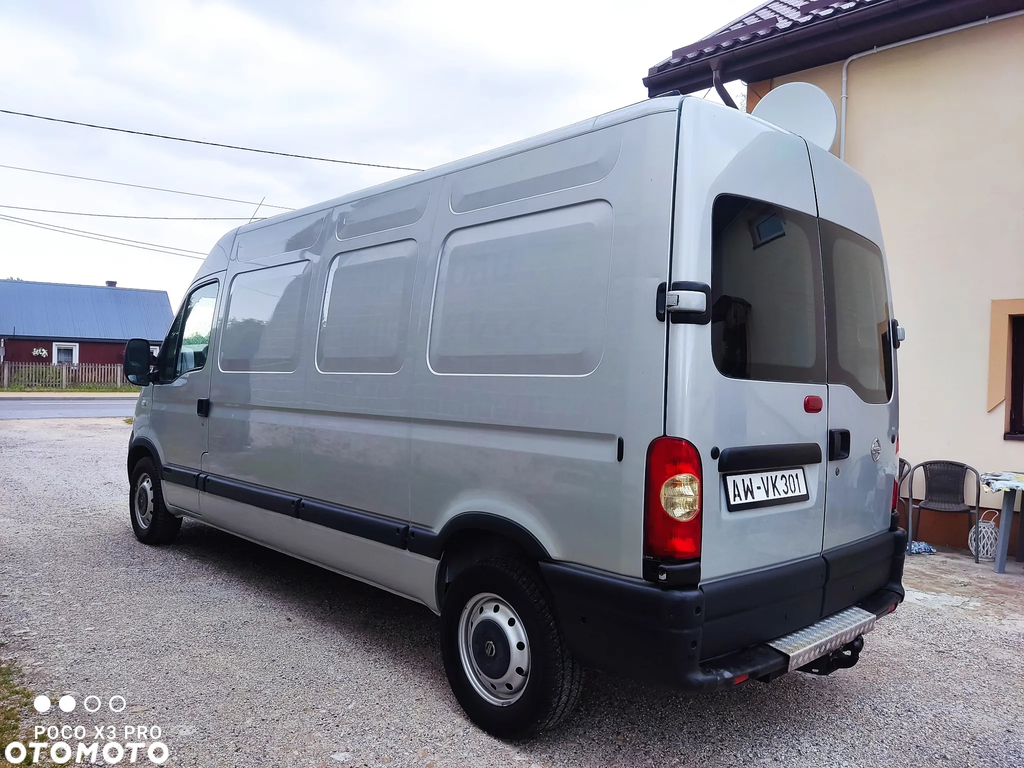 Nissan Interstar - 4