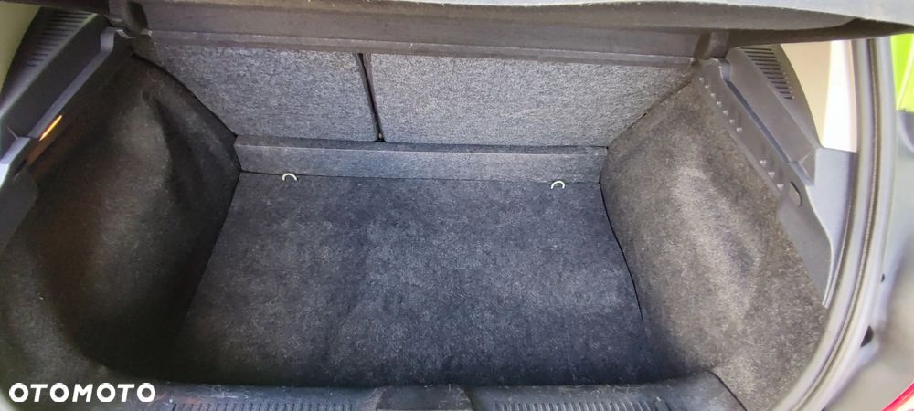 Renault Clio 1.2 16V Authentique - 25